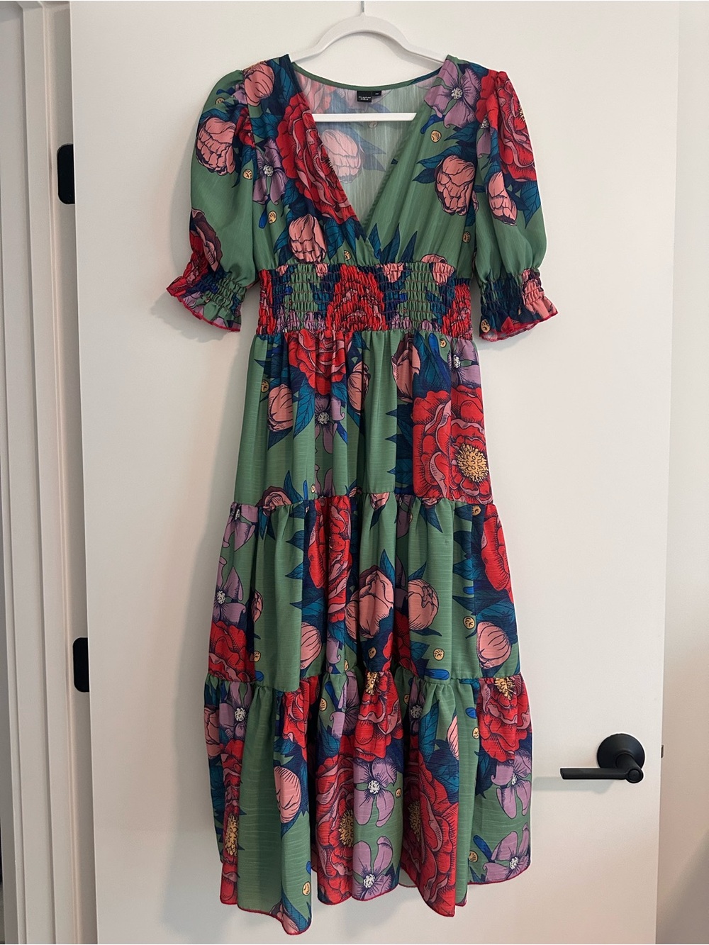 Limited Edition Frida Kahlo x SHEIN Green Floral Tiered Midi Dress